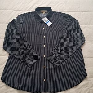 Woman's Michael Kors Button Down Shirt Size XL